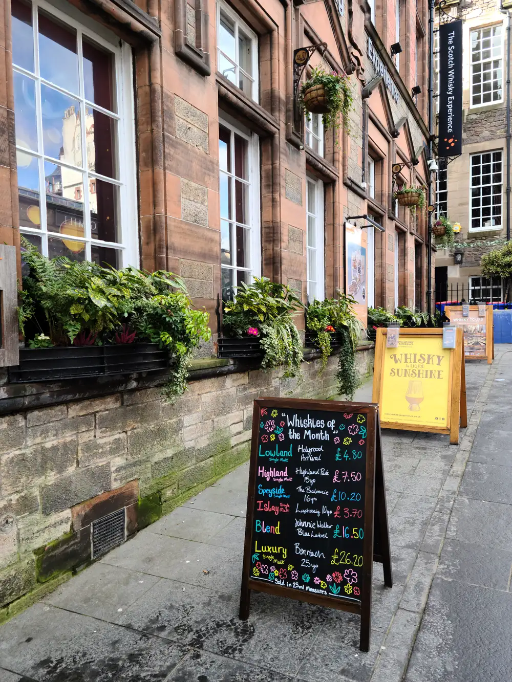 Whisky Distillery Tours from Edinburgh Without a Car: Scotland’s Spirit by Train
